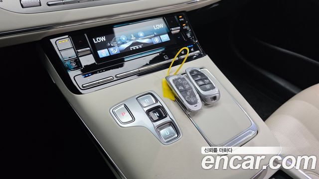 Hyundai Grandeur (IG) 2.5 Le Blanc 2023 — фото 9