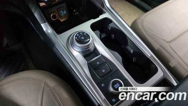 Ford Explorer (VI) 2.3 LimIted 4WD 2020 — фото 9