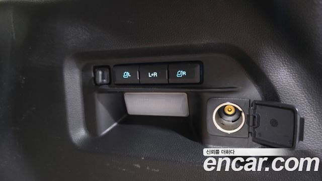 Ford Explorer (VI) 2.3 LimIted 4WD 2020 — фото 14