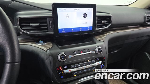 Ford Explorer (VI) 2.3 LimIted 4WD 2020 — фото 31