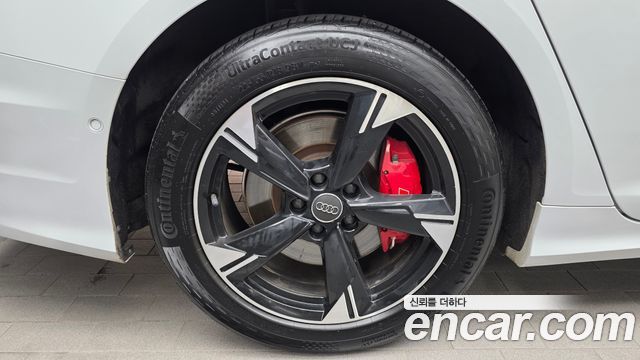 Audi A6 (C8) 45 TFSI Quattro Premium 2019 — фото 5
