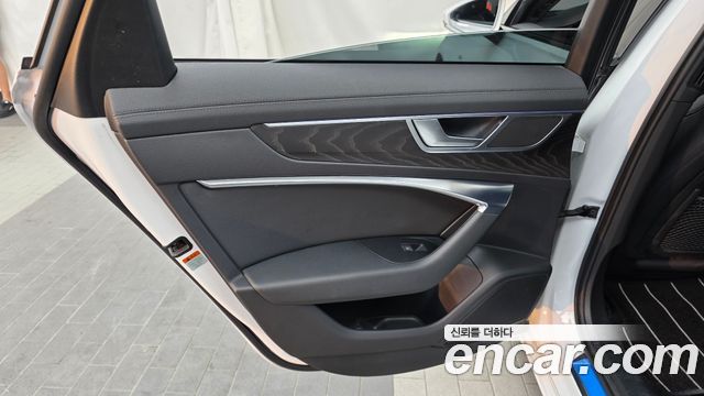 Audi A6 (C8) 45 TFSI Quattro Premium 2019 — фото 25