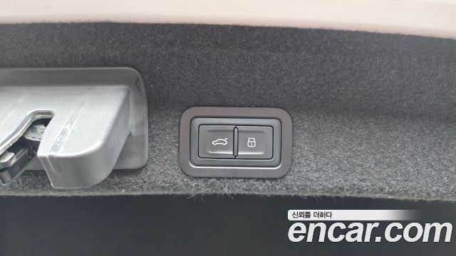 Audi A6 (C8) 45 TFSI Quattro Premium 2019 — фото 30