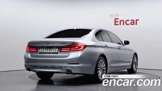 BMW 5 Series (G30) 520i Luxury 2020 — фото 2