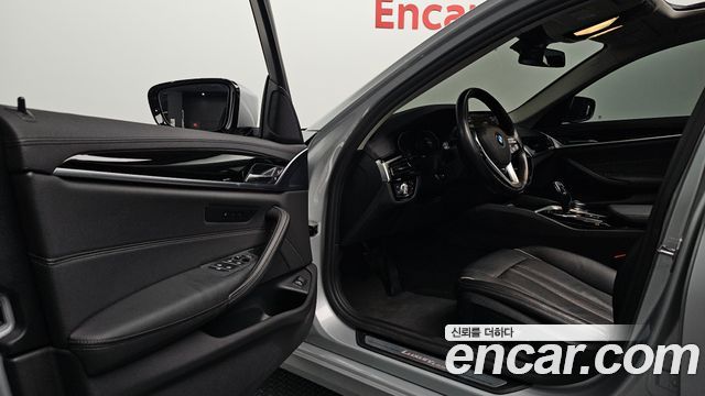 BMW 5 Series (G30) 520i Luxury 2020 — фото 10