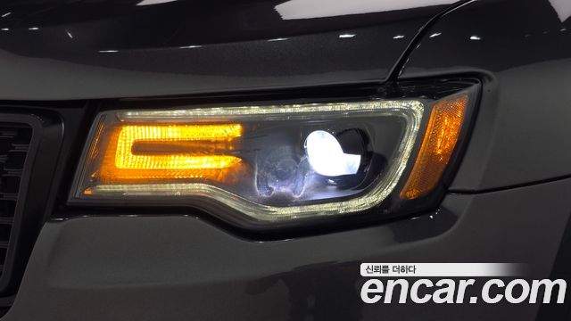 Jeep Grand Cherokee 3.6 Limited WK2 2019 — фото 28