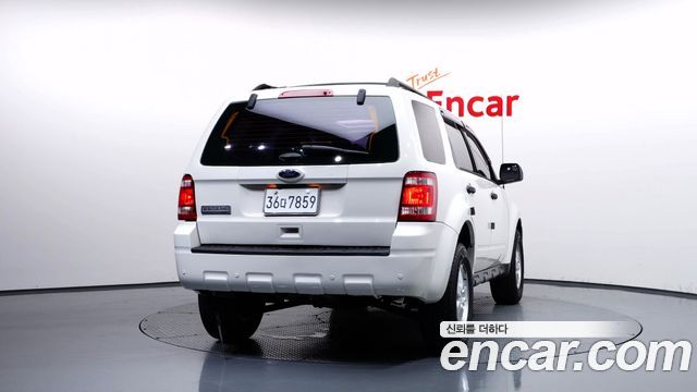 Ford Escape 2.5 XLT 4WD 2nd 2011 — фото 4