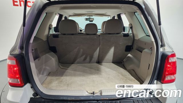 Ford Escape 2.5 XLT 4WD 2nd 2011 — фото 17
