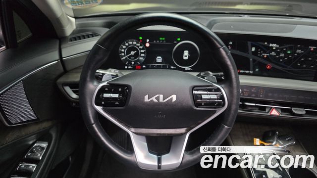 Kia K8 2.5 Gasoline 2WD Noblesse 2023 — фото 14