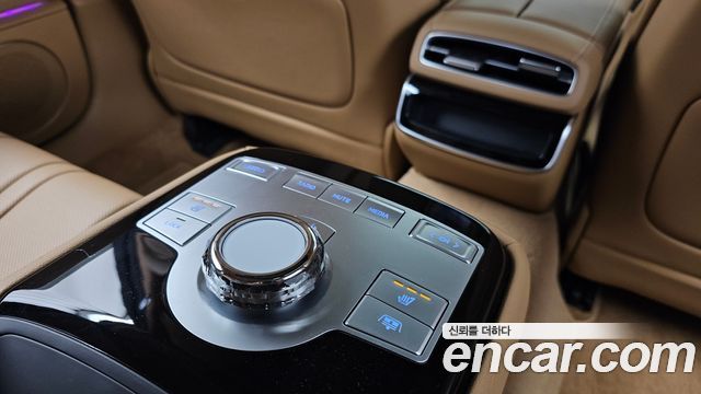 Genesis G80 (RG3) Gasoline 2.5 Turbo 2WD 2025 — фото 19