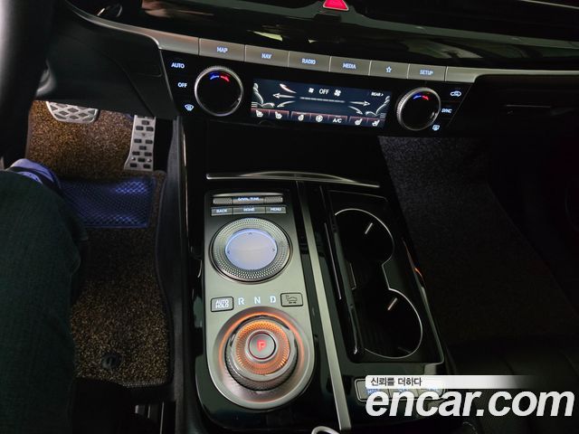 Genesis G80 (RG3) Gasoline 3.5 Turbo 2WD 2021 — фото 16