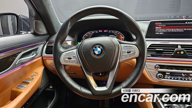 BMW 7 Series (G11) 730d xDrive Design Pure Excellence 2021 — фото 13