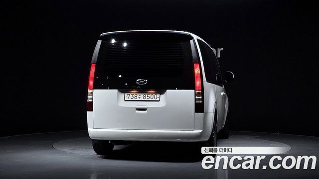 Hyundai Staria Tourer 11-Seater Modern 2023 — фото 4