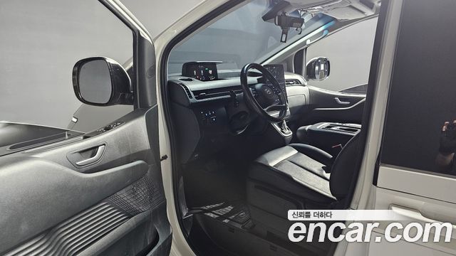 Hyundai Staria Tourer 11-Seater Modern 2023 — фото 10