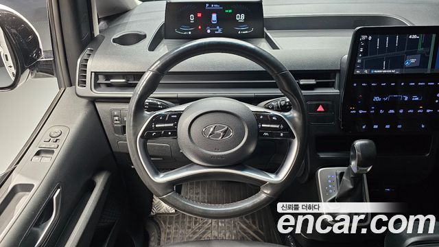 Hyundai Staria Tourer 11-Seater Modern 2023 — фото 13