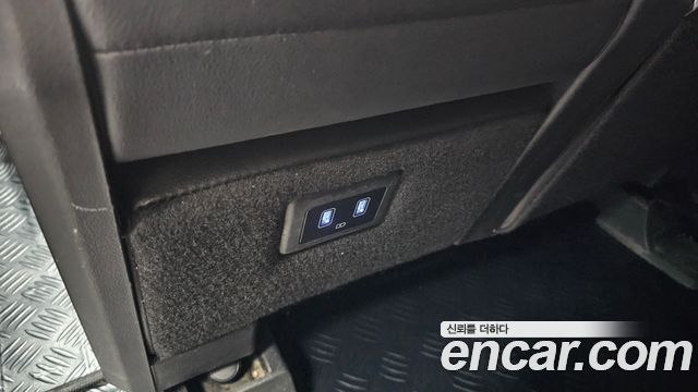 Hyundai Staria Tourer 11-Seater Modern 2023 — фото 35