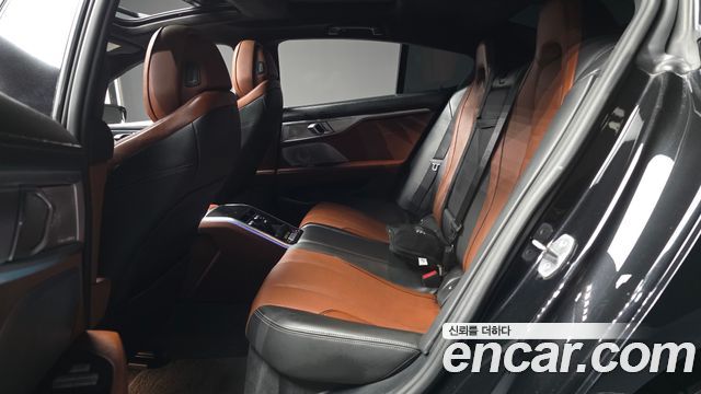 BMW 8 Series (G15) M850i xDrive Gran Coupe 2023 — фото 26