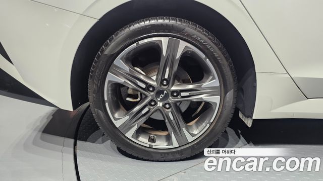 Kia K5 (III) 2.0 Noblesse 2023 — фото 5
