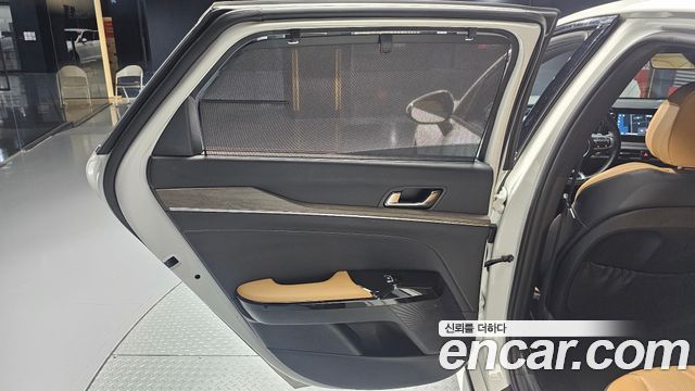 Kia K5 (III) 2.0 Noblesse 2023 — фото 25