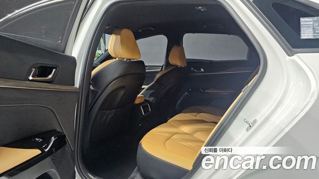 Kia K5 (III) 2.0 Noblesse 2023 — фото 26
