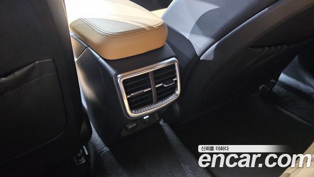 Kia K5 (III) 2.0 Noblesse 2023 — фото 33