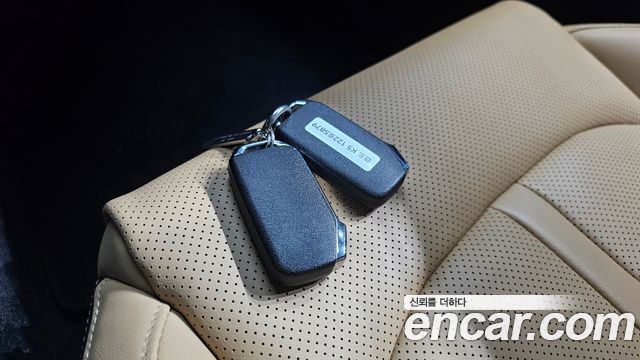 Kia K5 (III) 2.0 Noblesse 2023 — фото 34