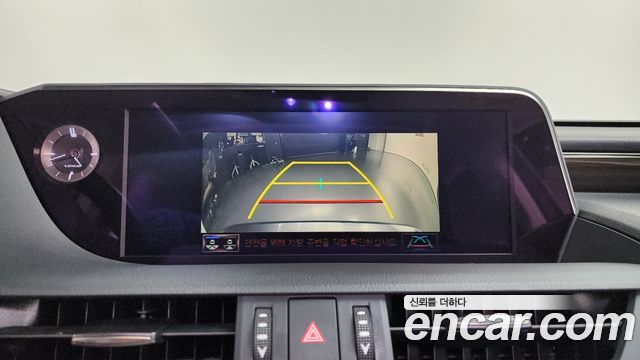 Lexus ES300h (VII) Luxury Plus 2021 — фото 14