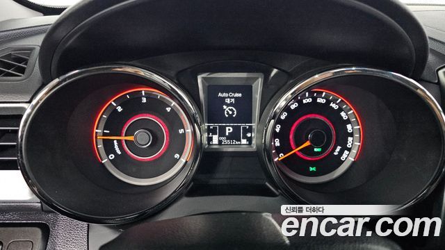 KG Mobility (SsangYong) Tivoli Armor Diesel VX 2WD 2019 — фото 8