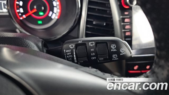 KG Mobility (SsangYong) Tivoli Armor Diesel VX 2WD 2019 — фото 36