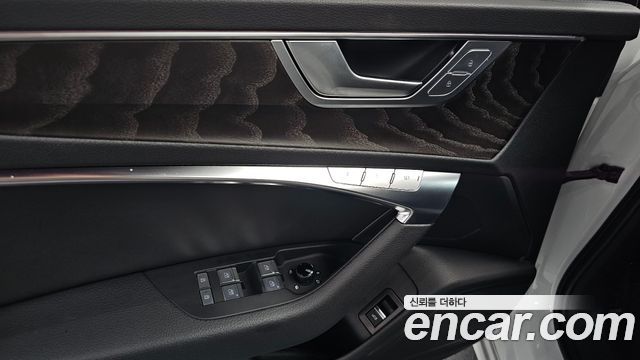Audi A6 (C8) 45 TFSI Quattro Premium 2023 — фото 31