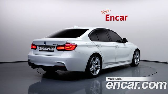 BMW 3 Series (F30) 330i M Sport Shadow 2018 — фото 2