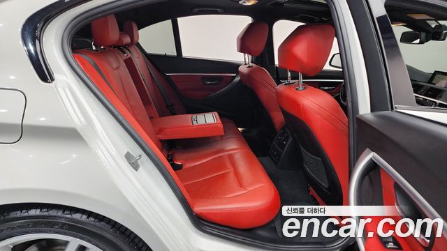 BMW 3 Series (F30) 330i M Sport Shadow 2018 — фото 11