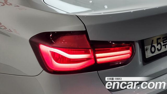 BMW 3 Series (F30) 330i M Sport Shadow 2018 — фото 23