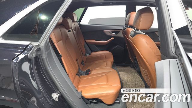 Audi Q8 (4M) 45 TDI Quattro Premium 2021 — фото 11