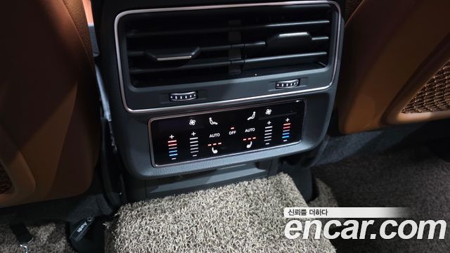 Audi Q8 (4M) 45 TDI Quattro Premium 2021 — фото 19