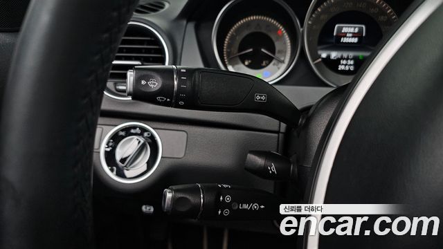 Mercedes-Benz C-Class (W204) C200 CGI Avantgarde Style Package 2013 — фото 19