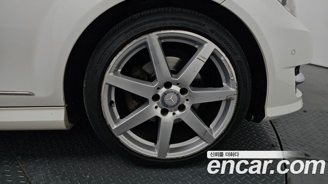 Mercedes-Benz C-Class (W204) C200 CGI Avantgarde Style Package 2013 — фото 21