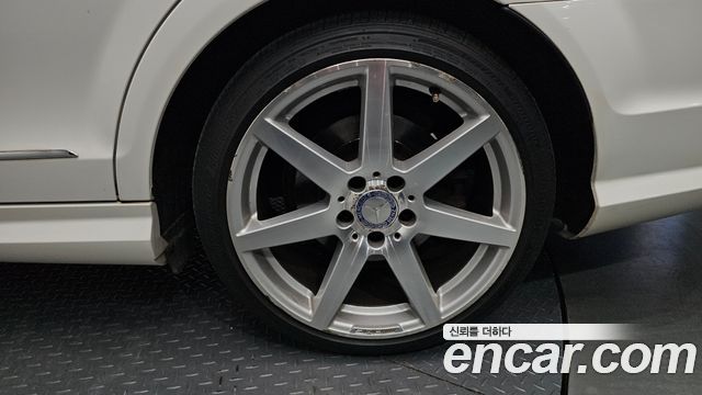 Mercedes-Benz C-Class (W204) C200 CGI Avantgarde Style Package 2013 — фото 34