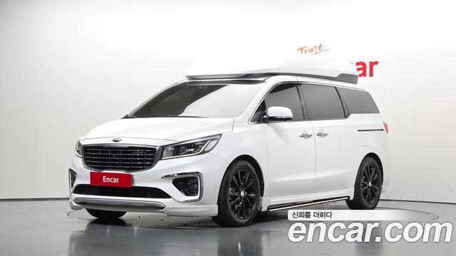 Kia Carnival Gasoline 9-Seater Hi-Limousine Noblesse Special 2020 — фото 1