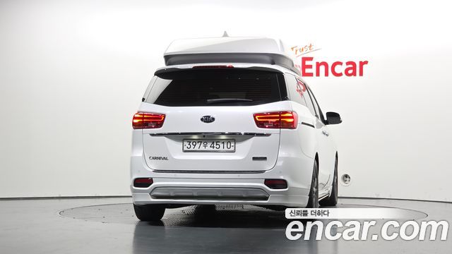 Kia Carnival Gasoline 9-Seater Hi-Limousine Noblesse Special 2020 — фото 4