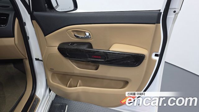 Kia Carnival Gasoline 9-Seater Hi-Limousine Noblesse Special 2020 — фото 24