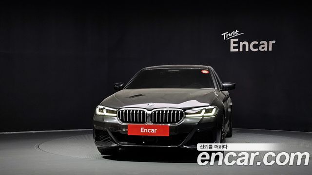 BMW 5 Series (G30) 523d M Sport 2023 — фото 3