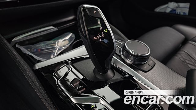 BMW 5 Series (G30) 523d M Sport 2023 — фото 9