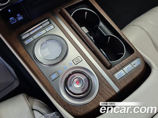 Genesis Electrified G80 (RG3) e-AWD 2022 — фото 8