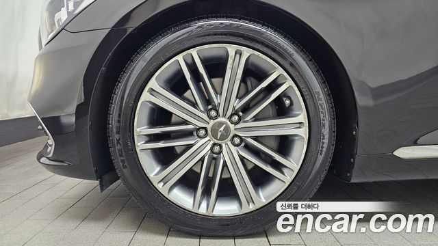 Genesis G80 2.2D AWD Luxury 2018 — фото 5