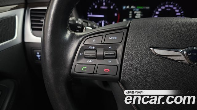 Genesis G80 2.2D AWD Luxury 2018 — фото 15