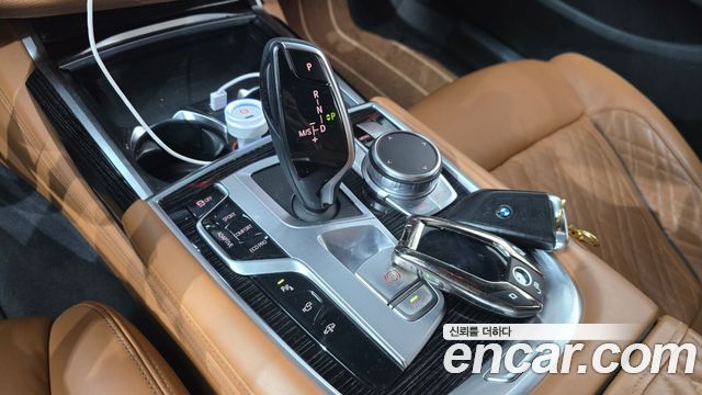 BMW 7 Series (G11) 730d xDrive M Sport 2021 — фото 9