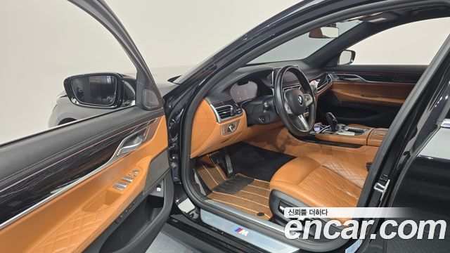 BMW 7 Series (G11) 730d xDrive M Sport 2021 — фото 10