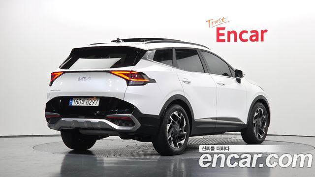Kia Sportage (V) Gasoline 1.6 Turbo 2WD Signature 2022 — фото 2