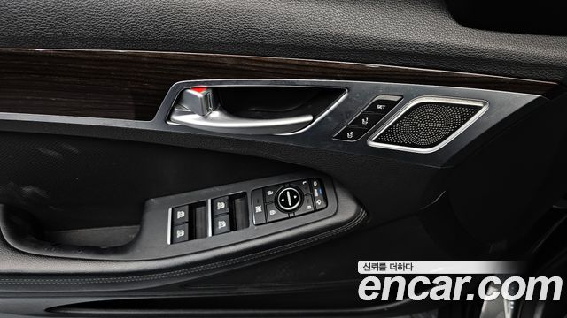 Genesis G80 3.3 GDI AWD Premium Luxury 2017 — фото 16